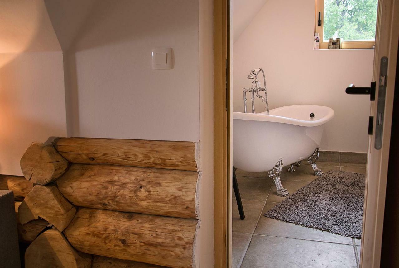 Woods Lodge Plitvice Lakes Dreznik Grad Ngoại thất bức ảnh